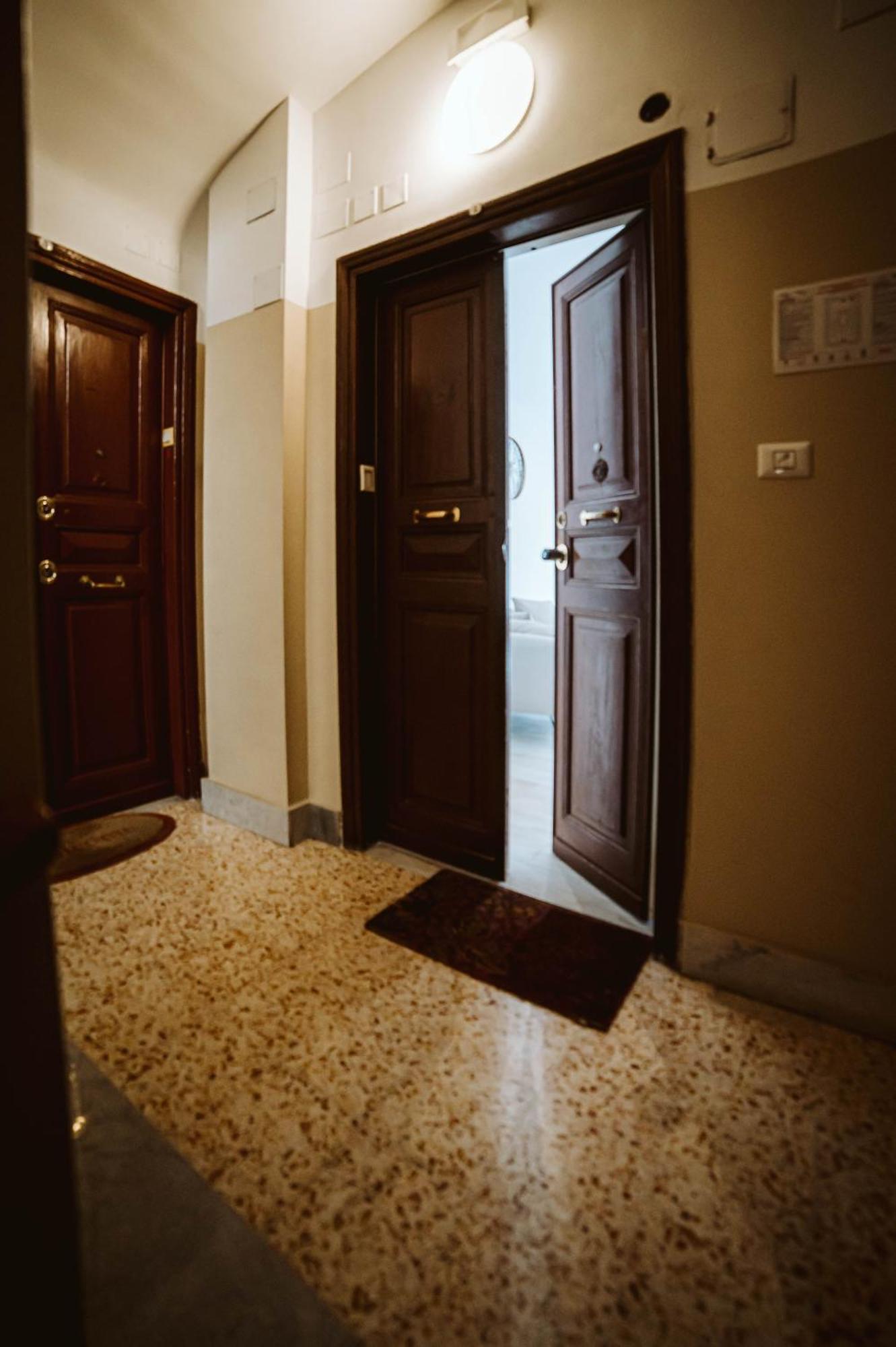 روما Colosseo Cozy Rooms B&B المظهر الخارجي الصورة
